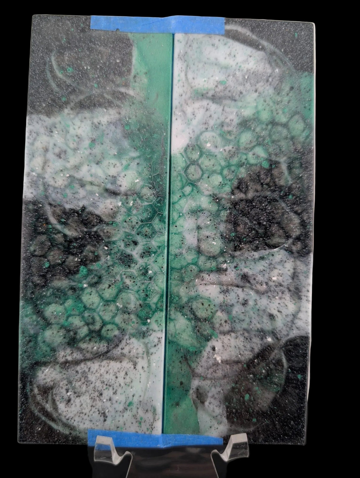 Resin Scales with Metal Honeycomb #709